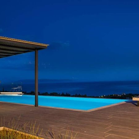 New Villa Blue With Private Pool At Trapezaki Livathos  Экстерьер фото