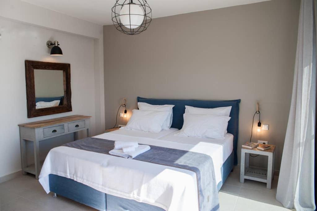New Villa Blue With Private Pool At Trapezaki Livathos  Экстерьер фото