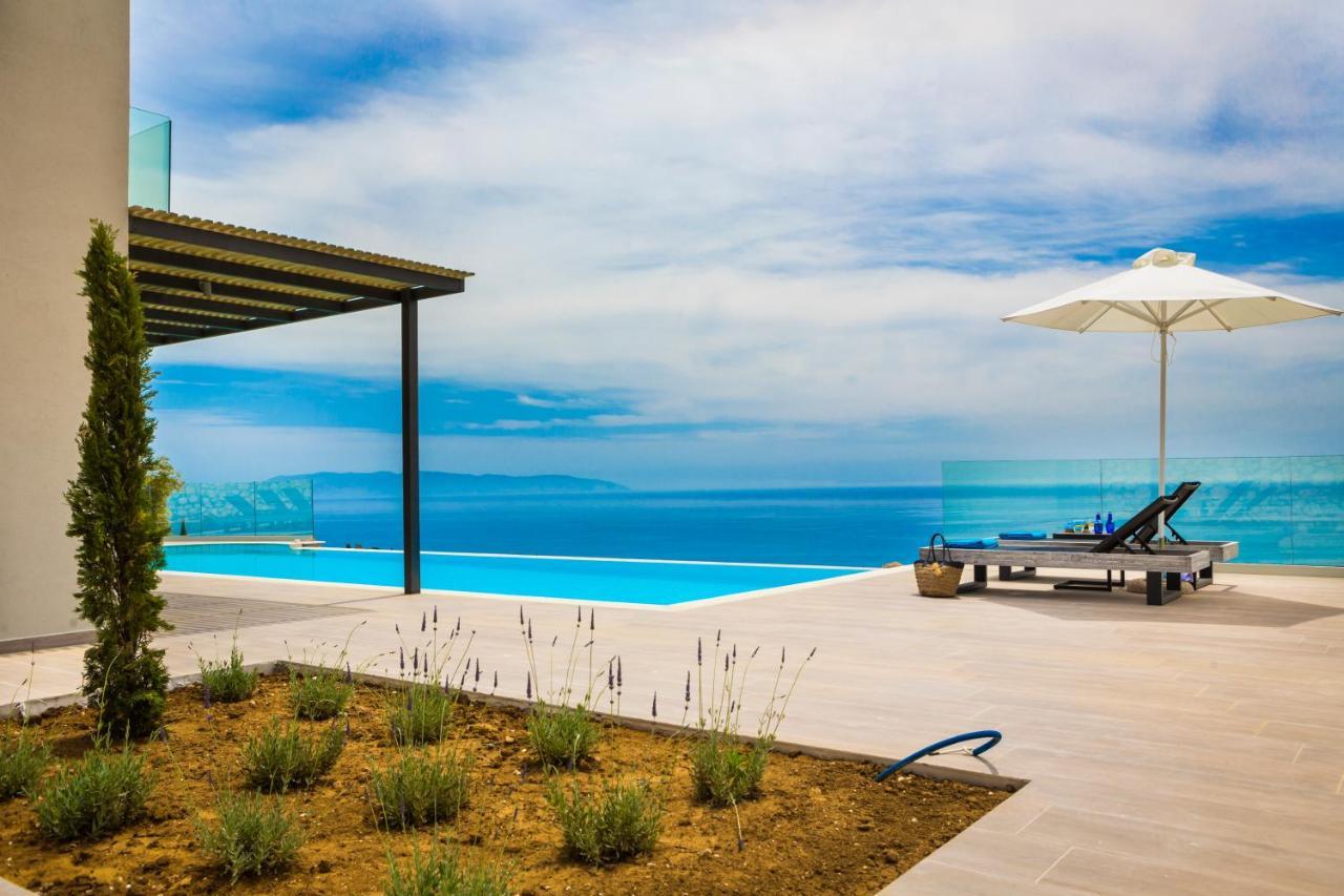 New Villa Blue With Private Pool At Trapezaki Livathos  Экстерьер фото